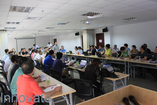 專業的眼鏡檢測設備生產廠家。 《眼鏡鏡片》國家標準修訂討論會日前召開